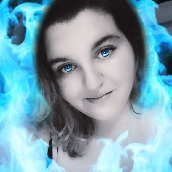 Meet your Posher, Randi - Picture 1 of 1